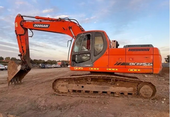 DOOSAN DX225LCA Excavateur hydraulique tuyau d'huile de fer pour usine de fabrication